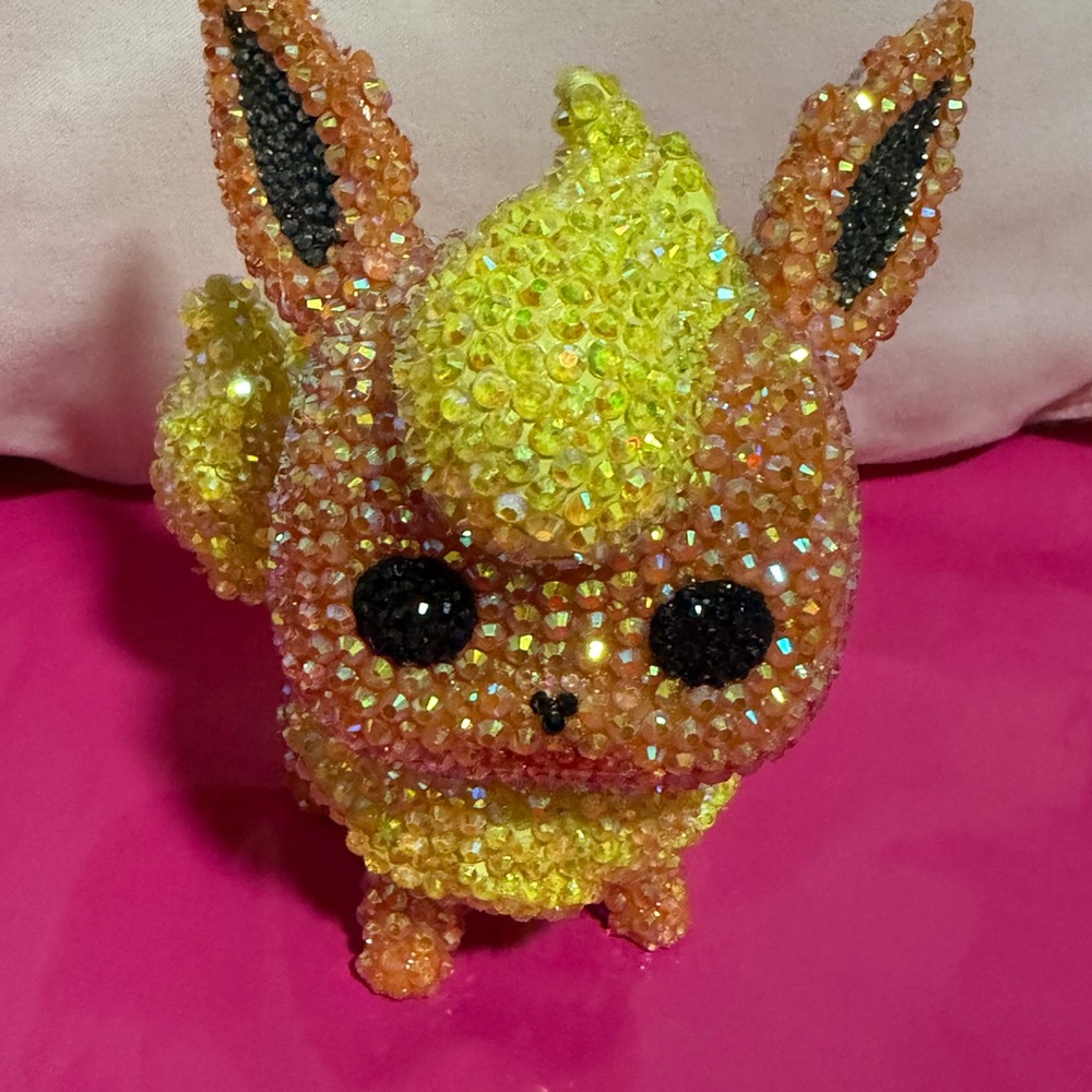 Funko Flareon Pokémon Crystal-Encrusted Pet Toy - Yellow and Black